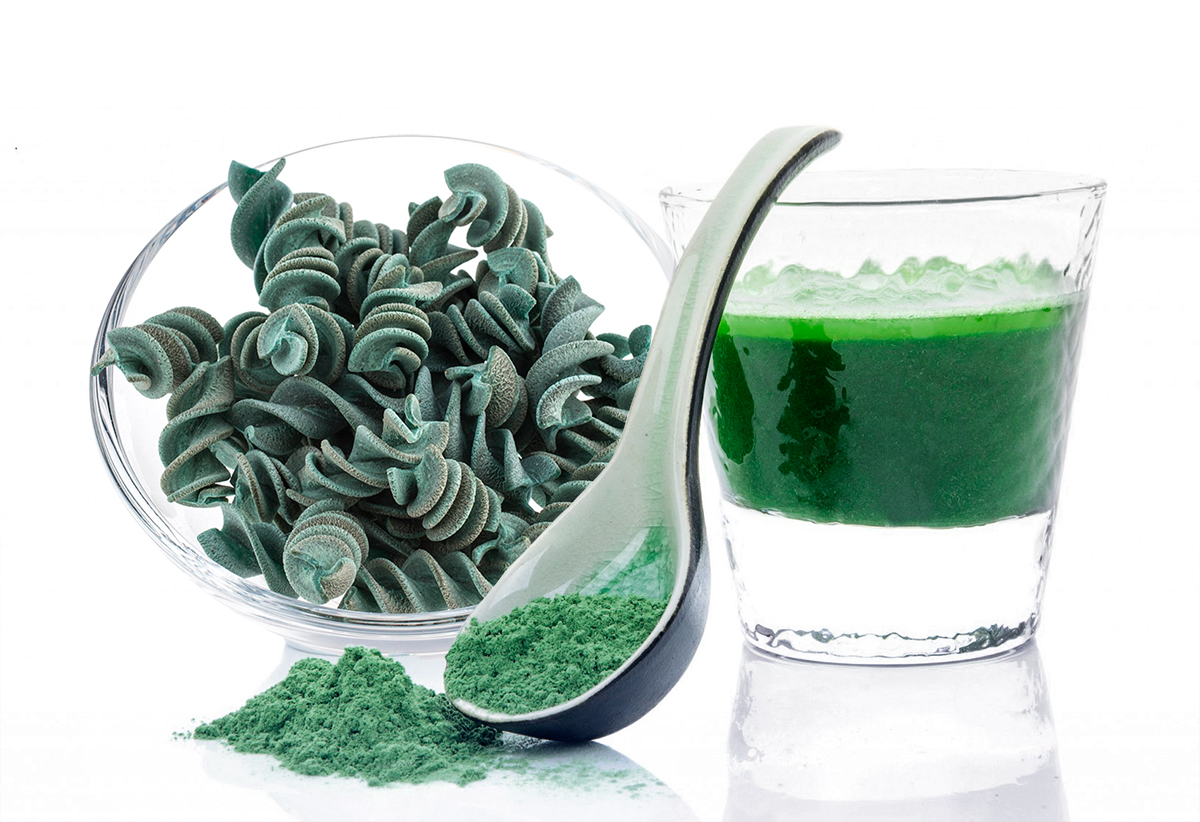 Водоросли россии. Морские водоросли спирулина. Spirulina водоросль. Arthrospira водоросли. Синяя спирулина водоросль.