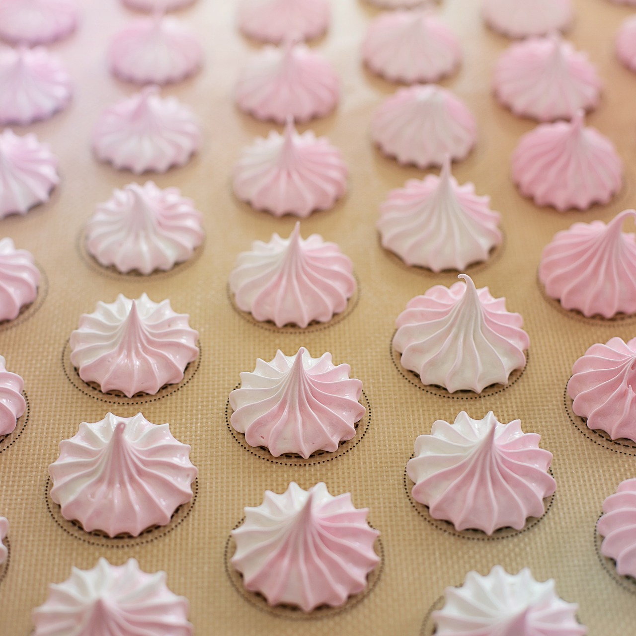 meringue-7107139_1280